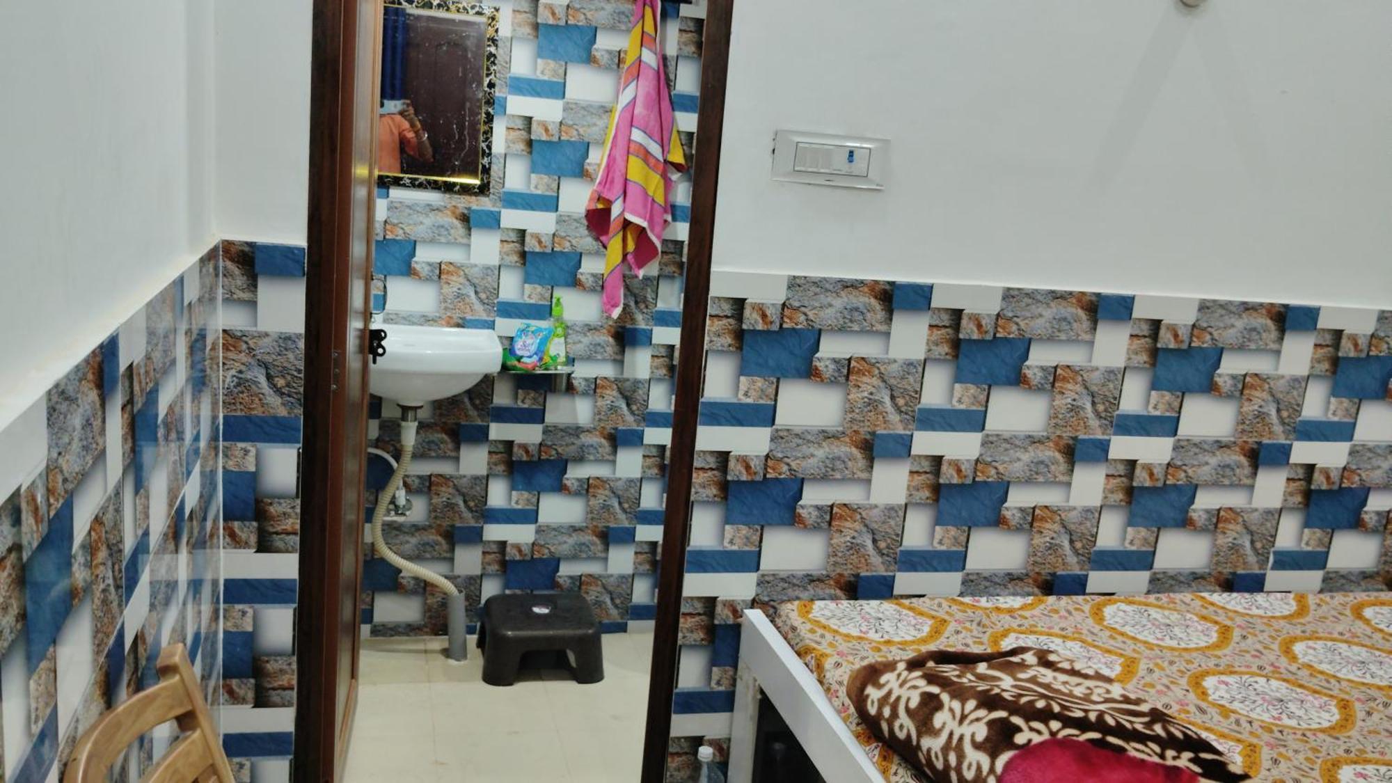 Raghuvansh Ayodhya Esterno foto